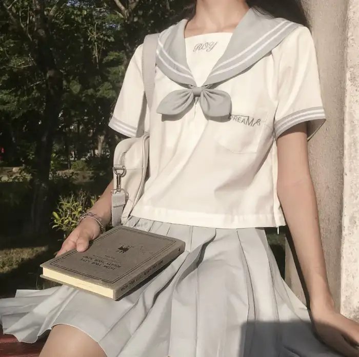 忌廉沟师奶 剧集封面